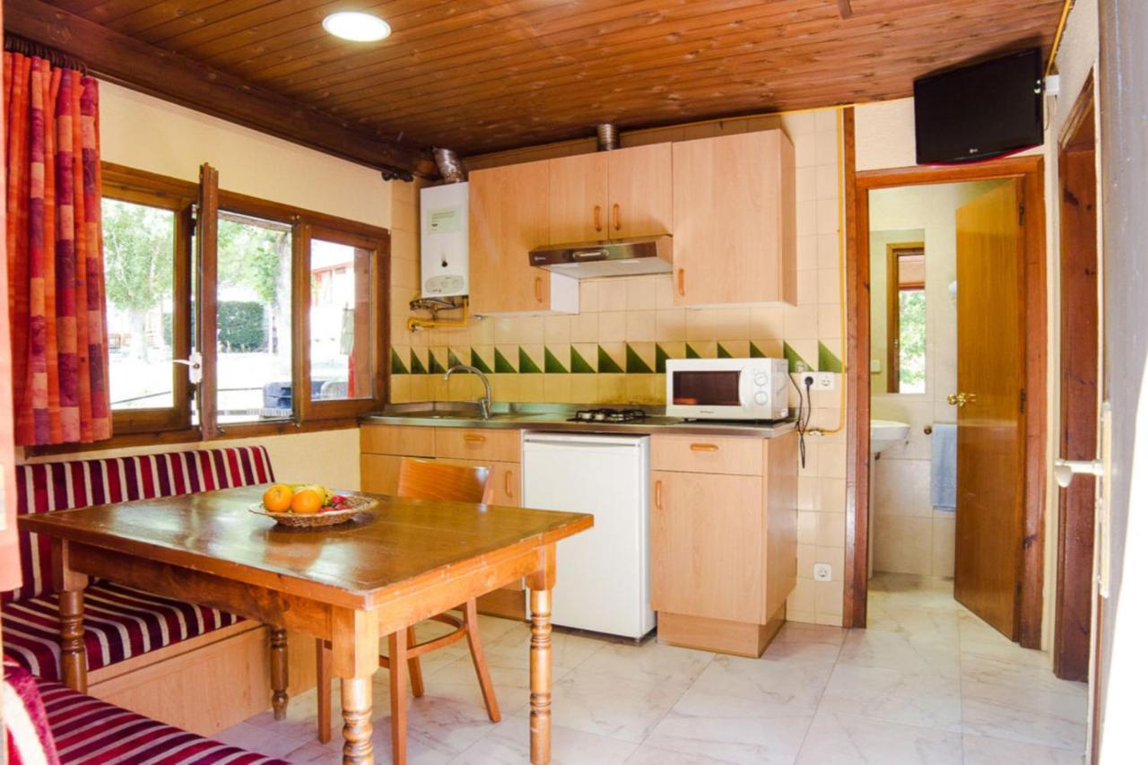 Cerdanya Ecoresort Prullans Exterior photo